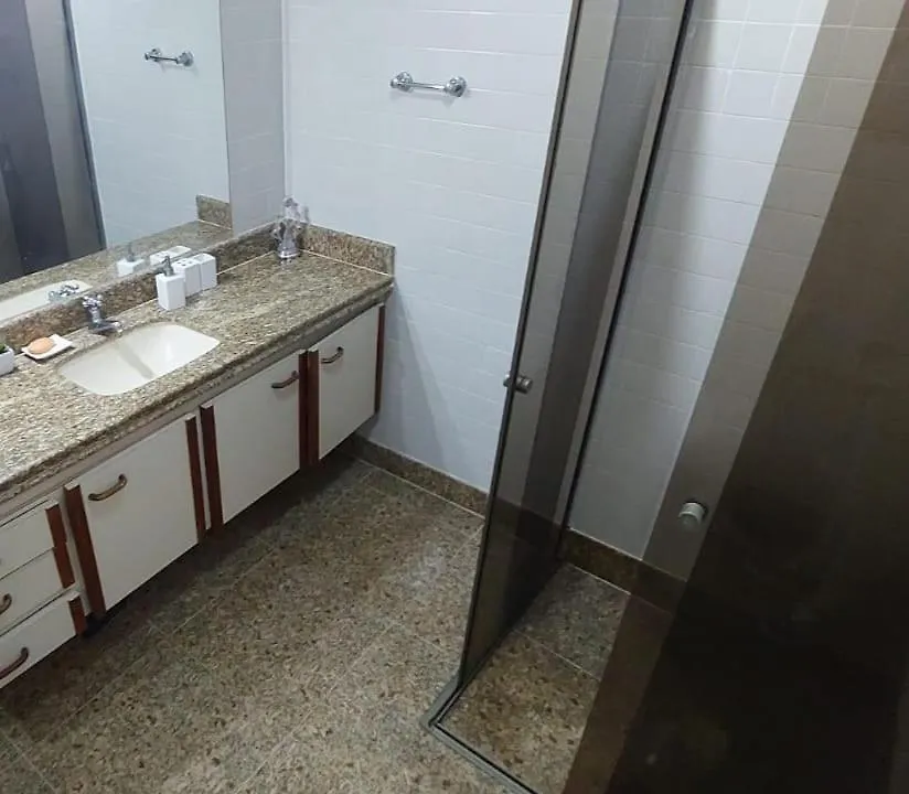 Triplex Cabo Frio Apartment