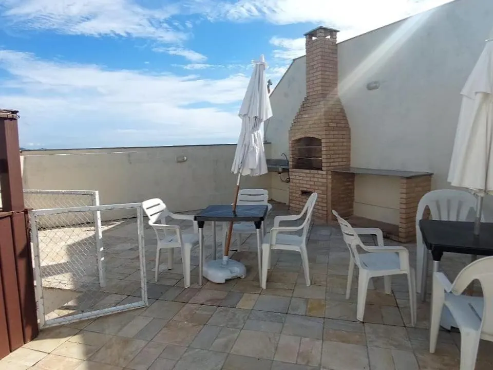 Triplex Cabo Frio Apartment